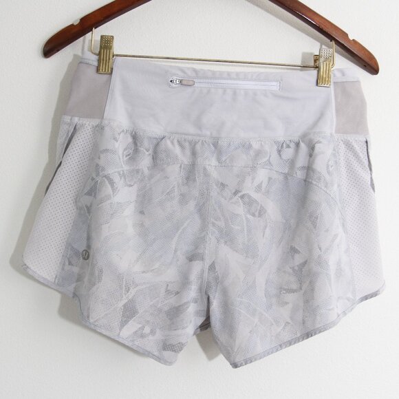 Lululemon Real Quick Short Perforated 3.5" Jasmine White Multi High Rise Liner 6 - Picture 10 of 16